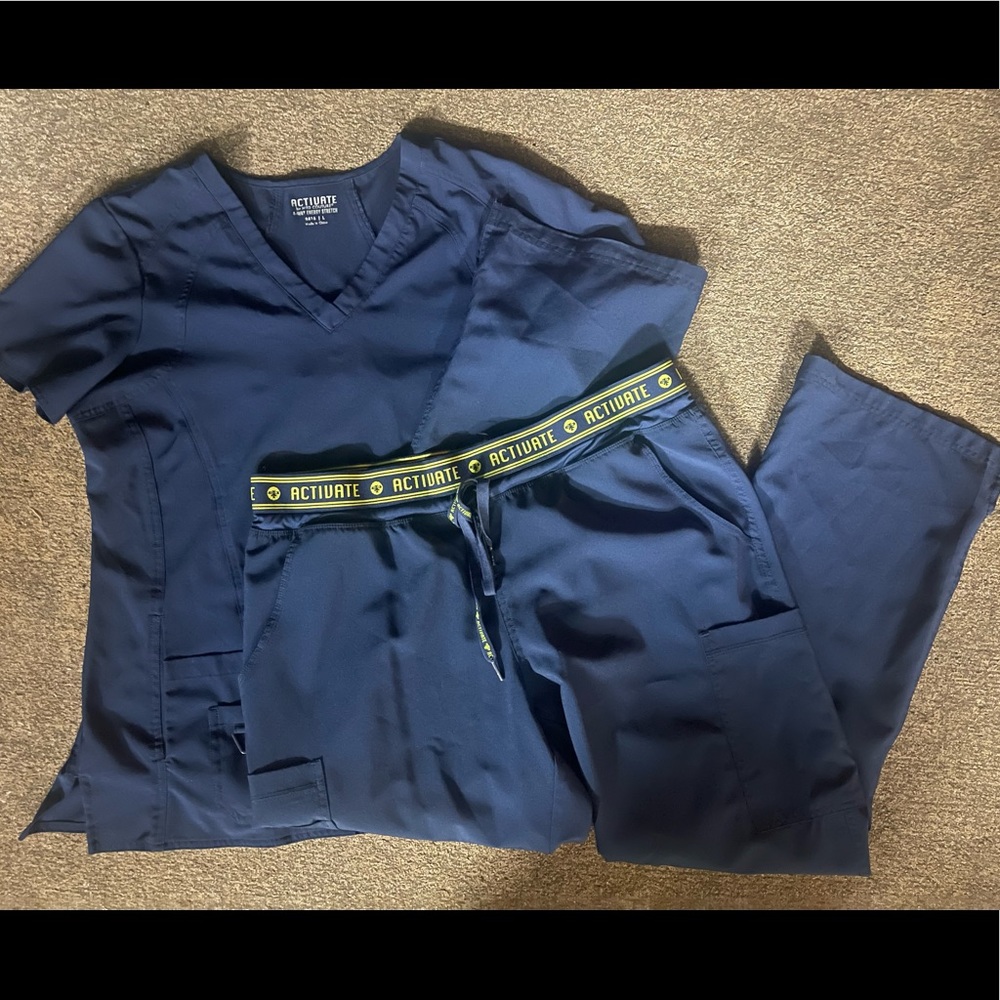 Activate Scrubs Navy